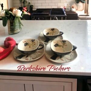 Red Wing Vintage Lotus Bronze Cup and Saucer Set Mid Century set 3‎